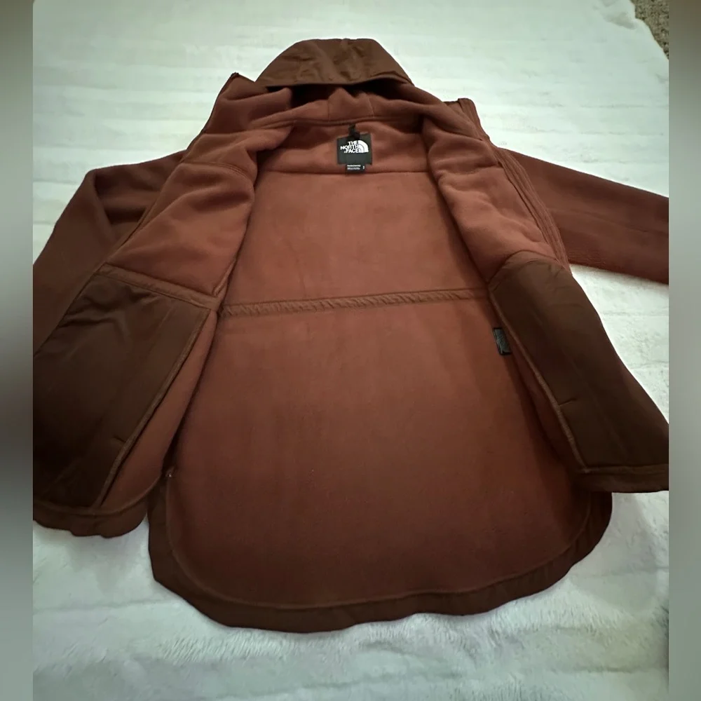 The North Face Brown Tracksuit - Picture 7 of 8
